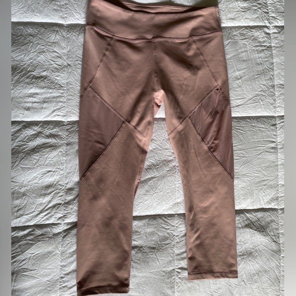 Fabletics high waisted capris legging